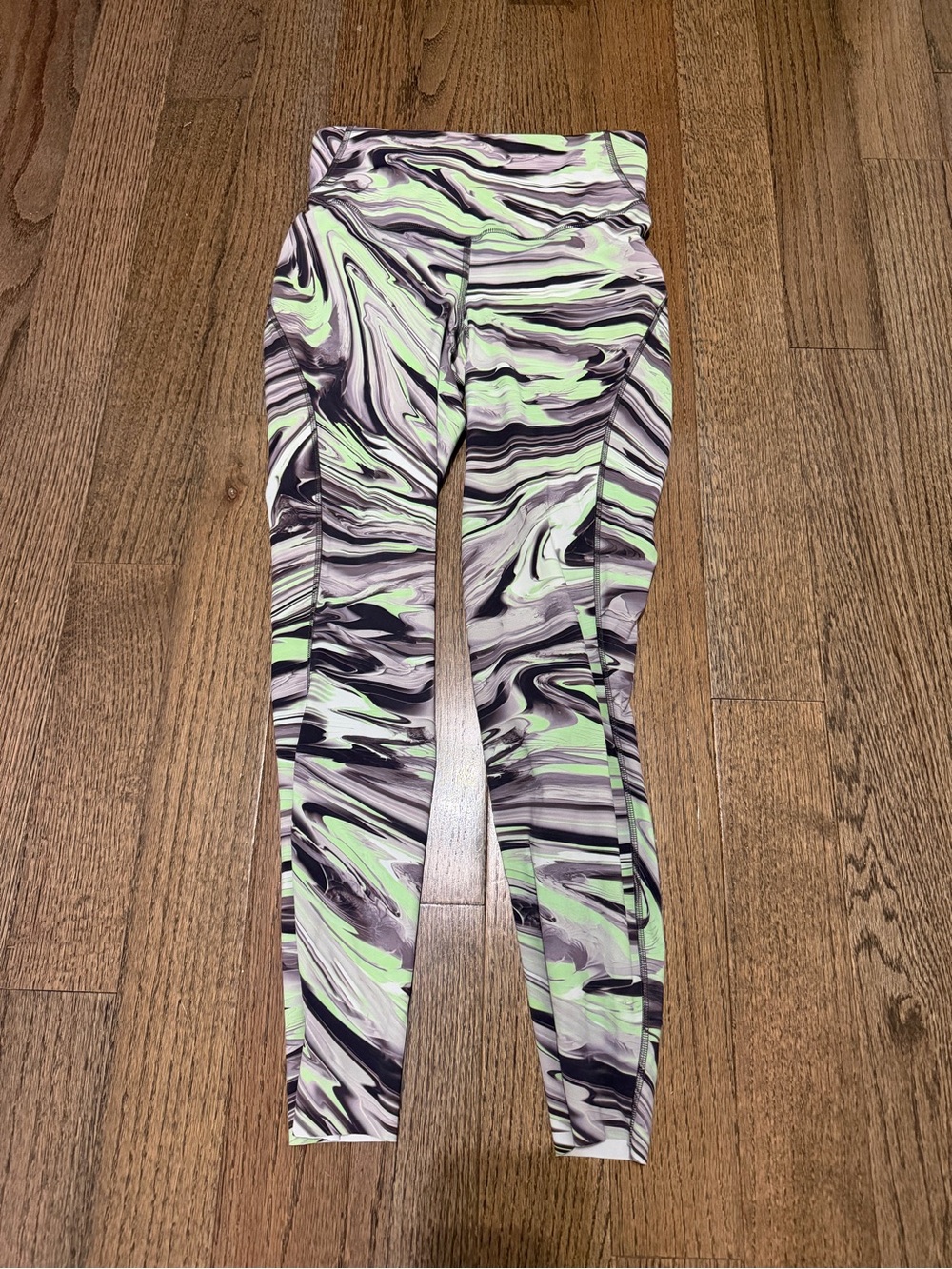 Lululemon Wunder Train High-Rise Tight 25” Leggings Multicolor Print Size 6
